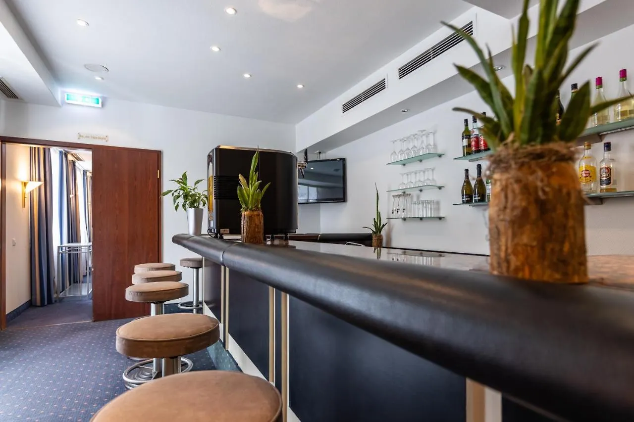 Trip Inn Hotel Esplanade, Duesseldorf  Düsseldorf