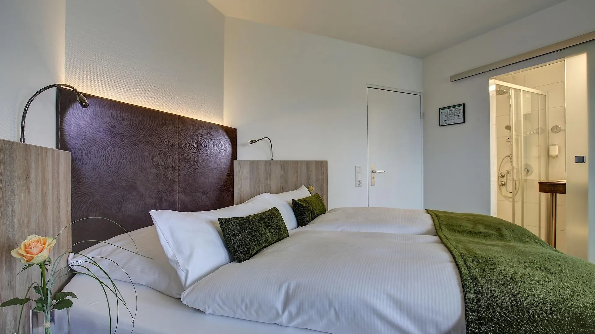 Trip Inn Hotel Esplanade, Duesseldorf 4*, Düsseldorf Germania