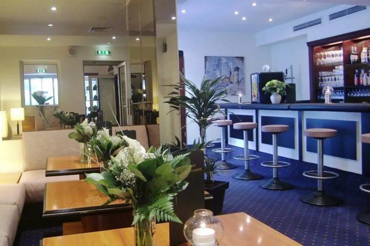 Trip Inn Hotel Esplanade, Duesseldorf  Düsseldorf