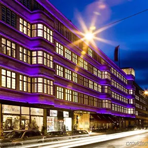 ellington-hotel-berlin.find-berlin-hotels.com/